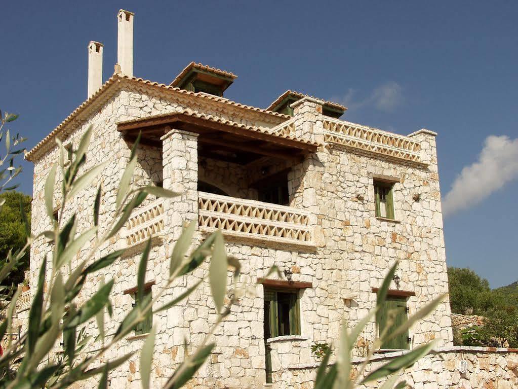Revera Traditional Stone Villas, Apartments & Studios Keri ภายนอก รูปภาพ